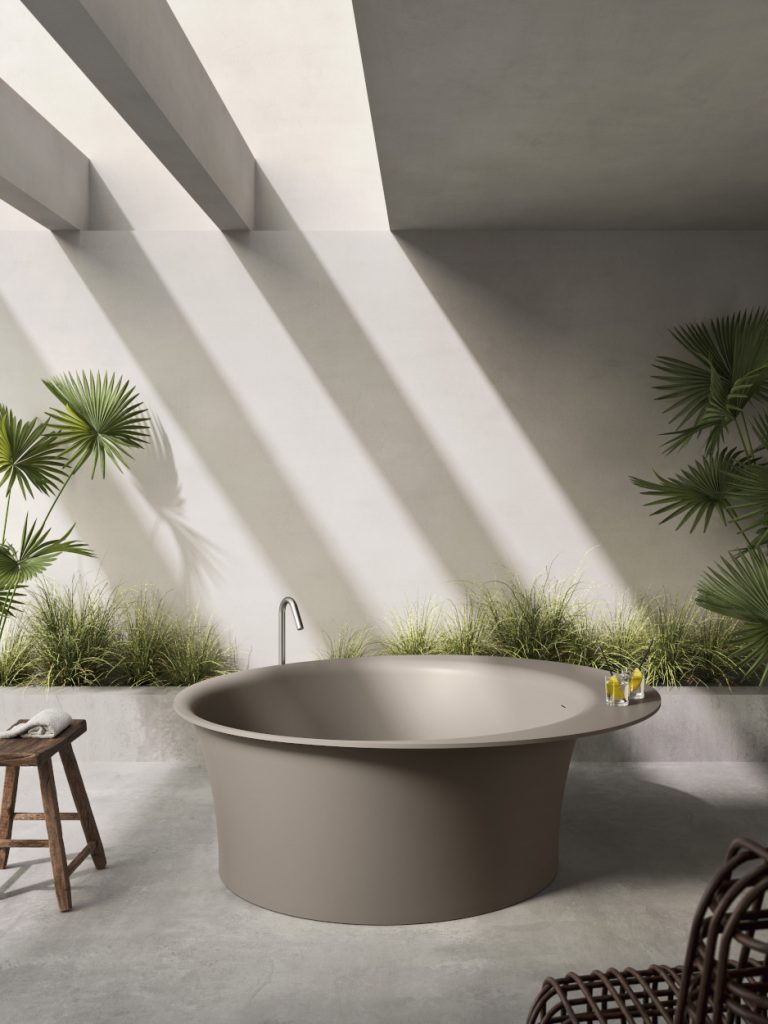 Baignoire îlot haut de gamme en solid surface Cup de Rexa Design Baignoire îlot haut de gamme en solid surface Cup de Rexa Design