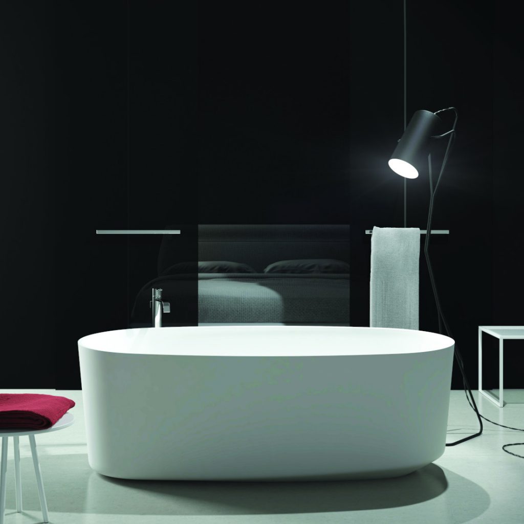 Baignoire îlot en solid surface Marechiaro de Relax Design